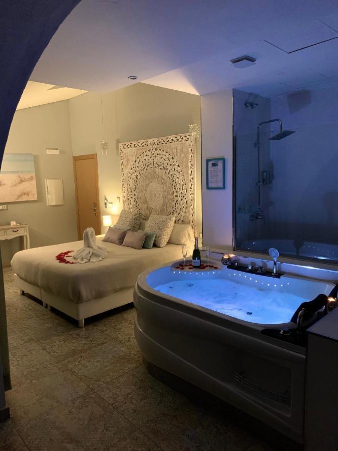 Akla Hotel Бадахос Екстериор снимка