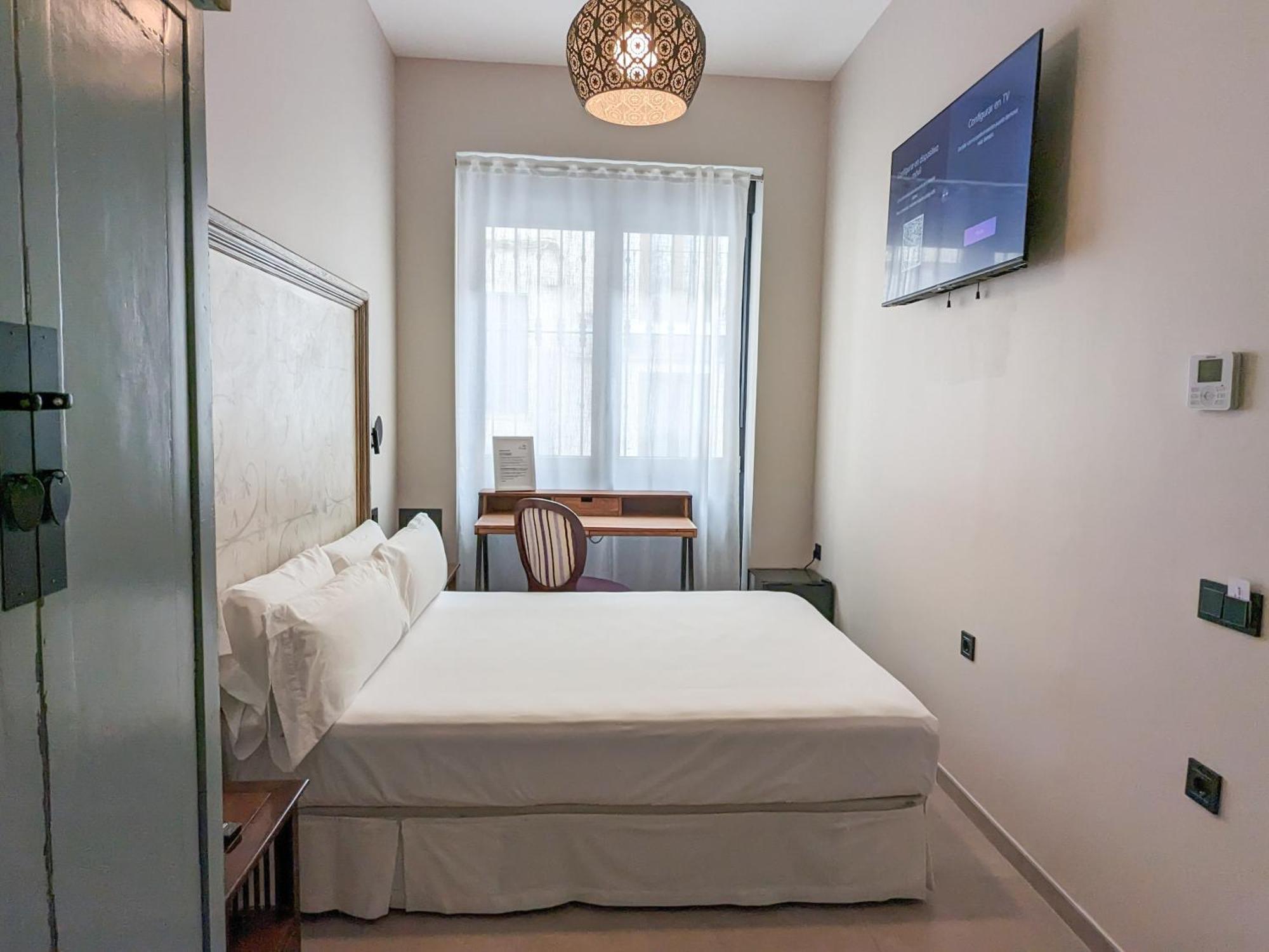 Akla Hotel Бадахос Екстериор снимка