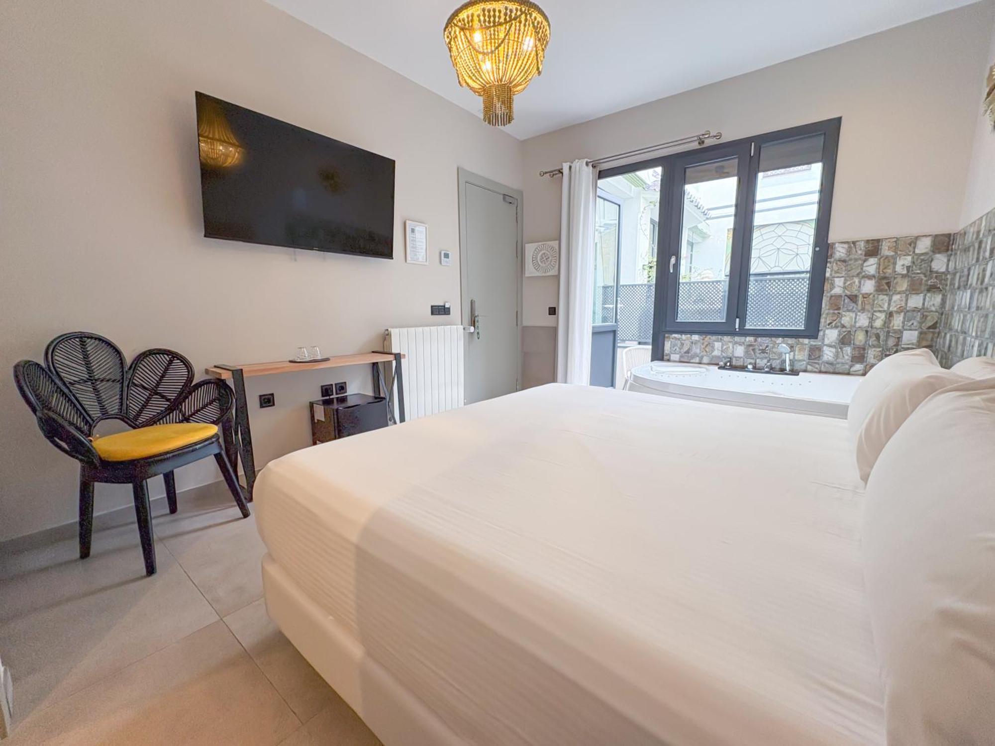 Akla Hotel Бадахос Екстериор снимка